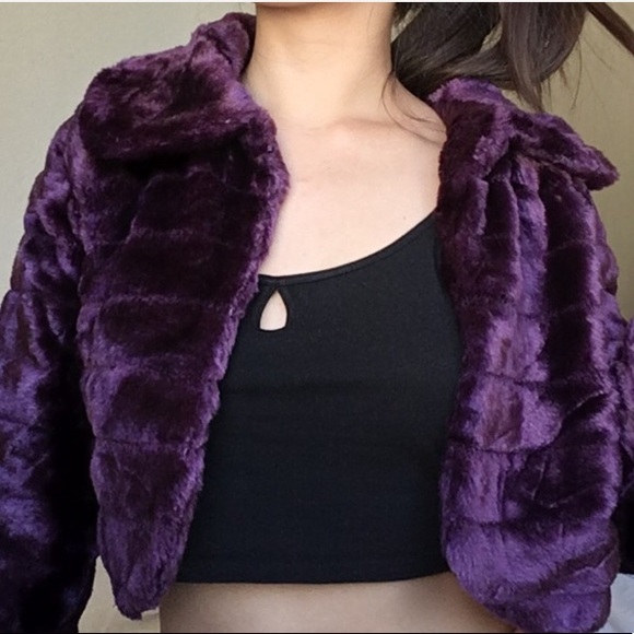 Forever 21 Jackets & Blazers - (NWT) Purple Fuzzy Cropped Jacket